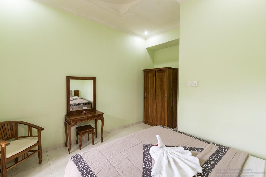 Sudiana House Hotel Ubud  Exterior photo